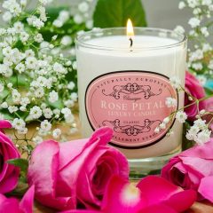 somerset-toiletry-company-naturally-european-rose-petal-candle-min