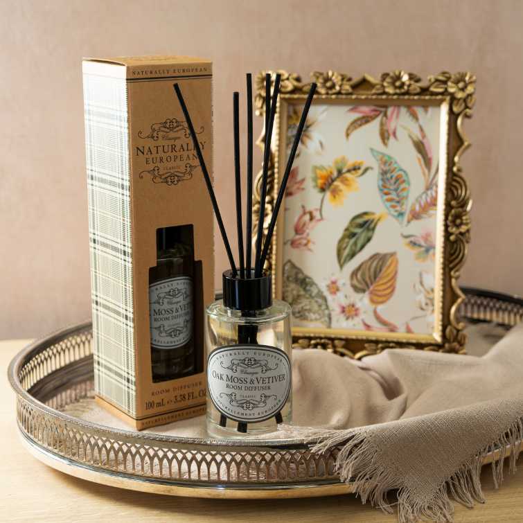 the-somerset-toiletry-company-oak-moss-vetiver-diffuser.jpg